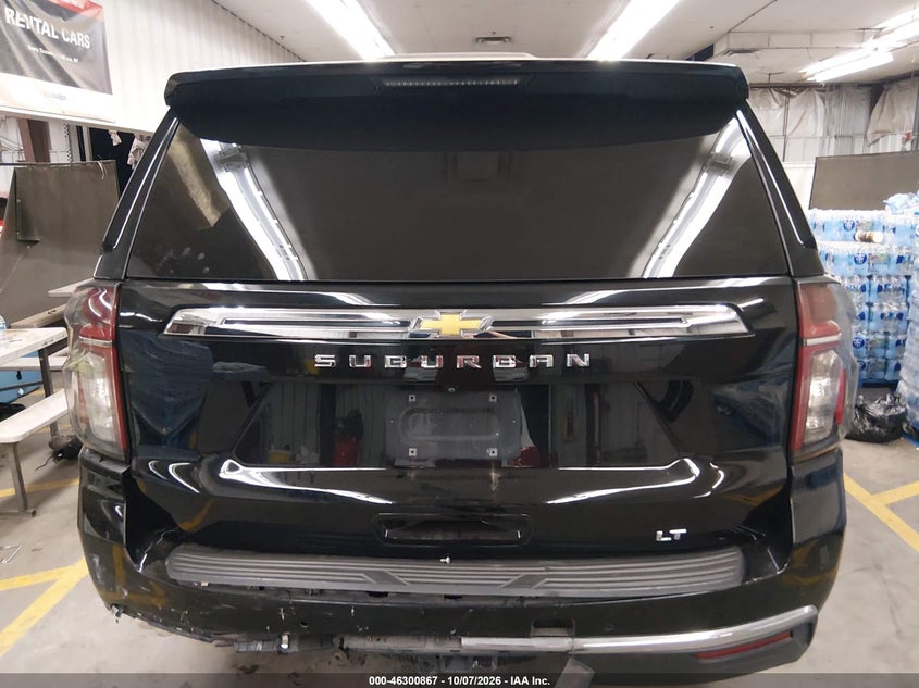 CHEVROLET SUBURBAN - zdjęcie 16