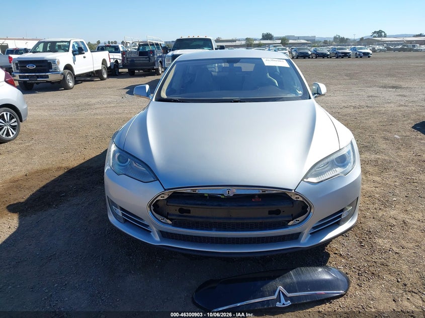 2013 TESLA MODEL S · Фото 11