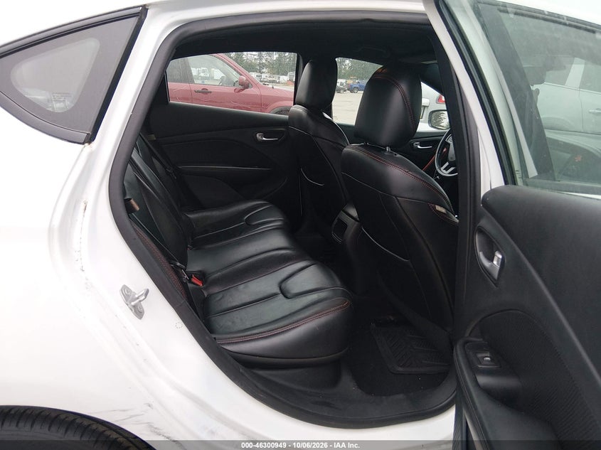 2015 DODGE DART GT · Фото 8