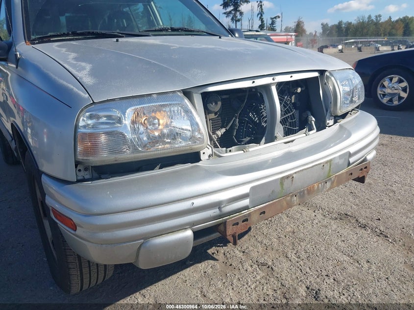 SUZUKI VITARA 2002 VIN 2S3TD52V726104374