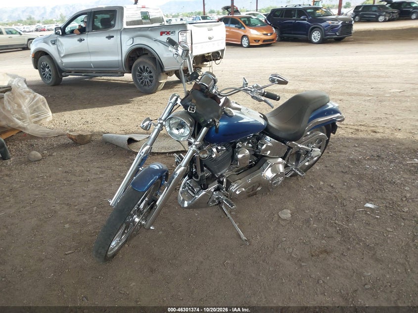 HARLEY-DAVIDSON FXSTDI 2005