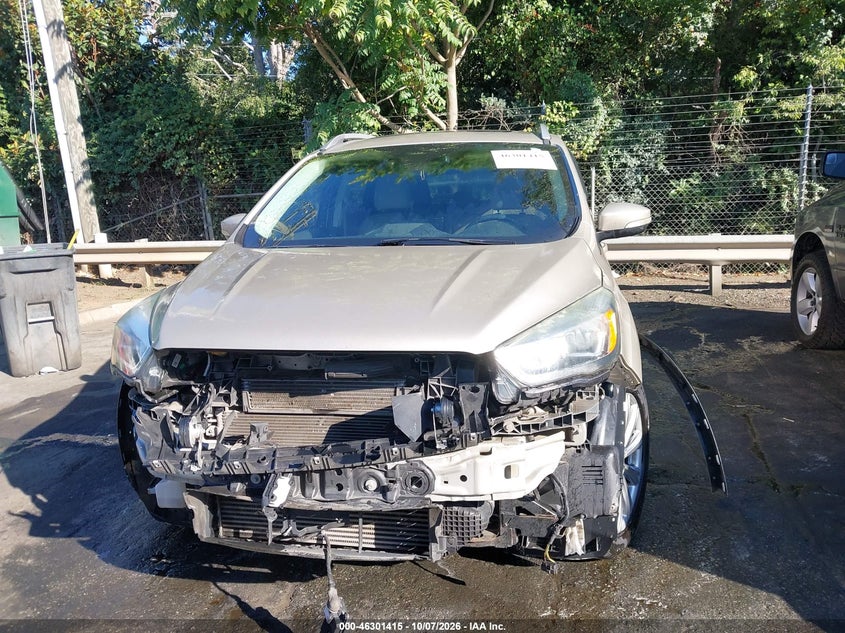2017 FORD ESCAPE TITANIUM · Photo 13