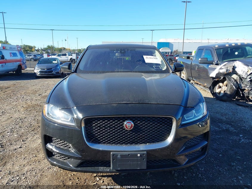 JAGUAR F-PACE 2018 VIN SADCJ2GX9JA236977
