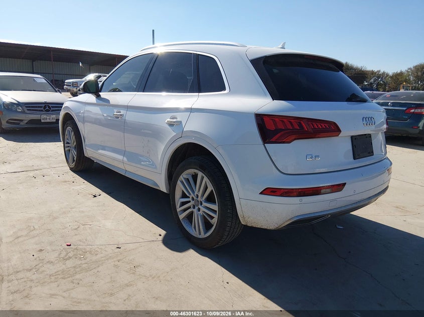 Vin: wa1bnafy7j2014118, lot: 46801822, audi q5 2.0t premium/2.0t tech premium 20183