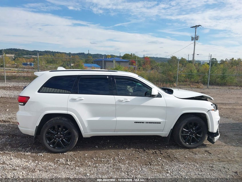 JEEP GRAND CHEROKEE - zdjęcie 13