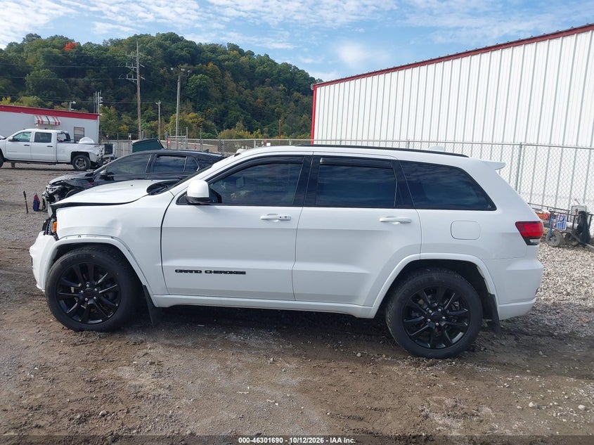 JEEP GRAND CHEROKEE - zdjęcie 14