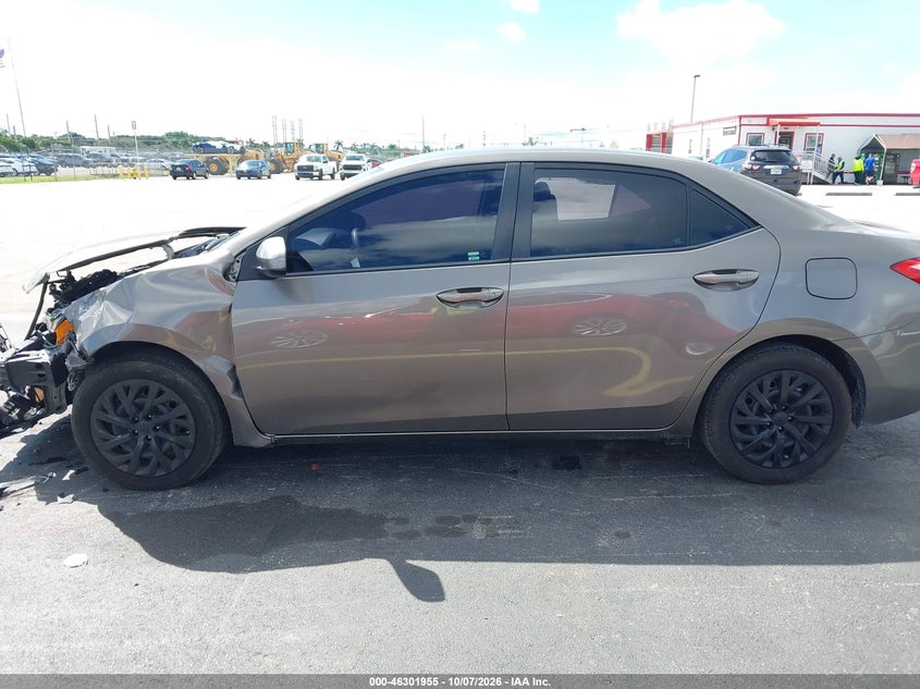 TOYOTA COROLLA - zdjęcie 15