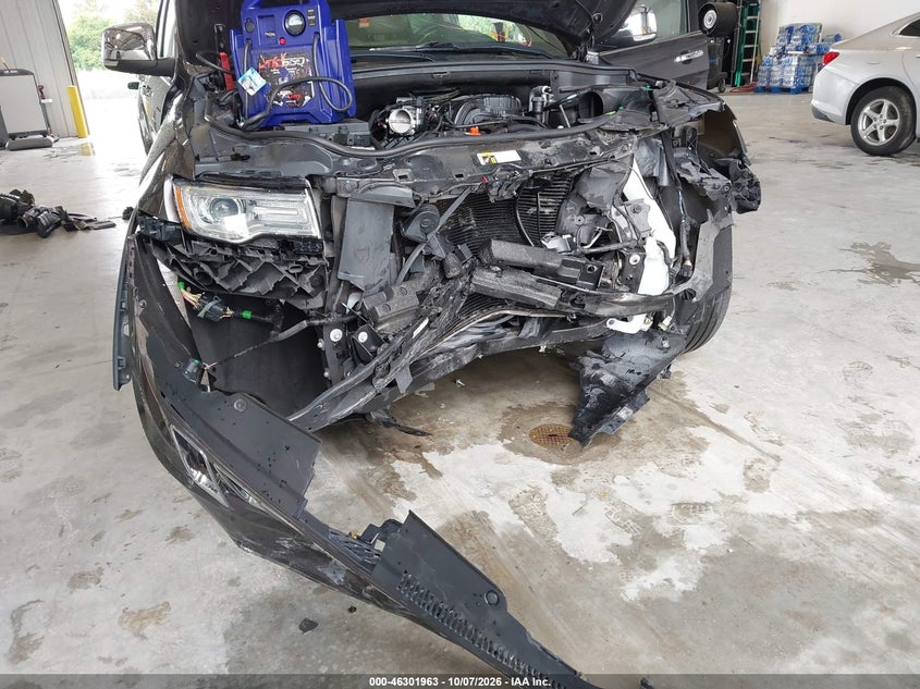 2015 JEEP GRAND CHEROKEE LIMITED · Фото 6