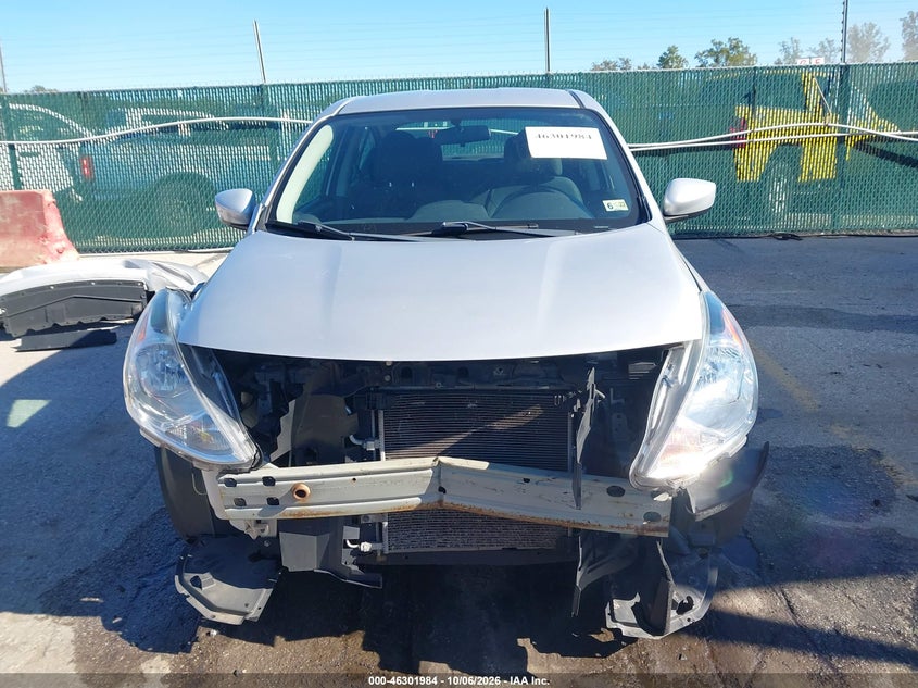 2019 NISSAN VERSA 1.6 SV · Фото 13