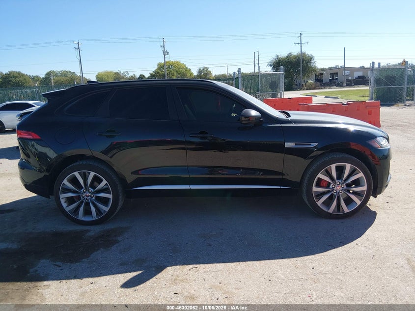 2017 JAGUAR F-PACE S · Фото 13