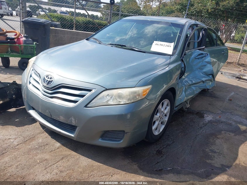 Vin: 4t1bf3ek6bu745622, lot: 46802488, toyota camry le 20112