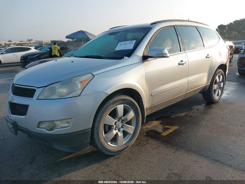 2012 CHEVROLET TRAVERSE 1LT · Фото 2