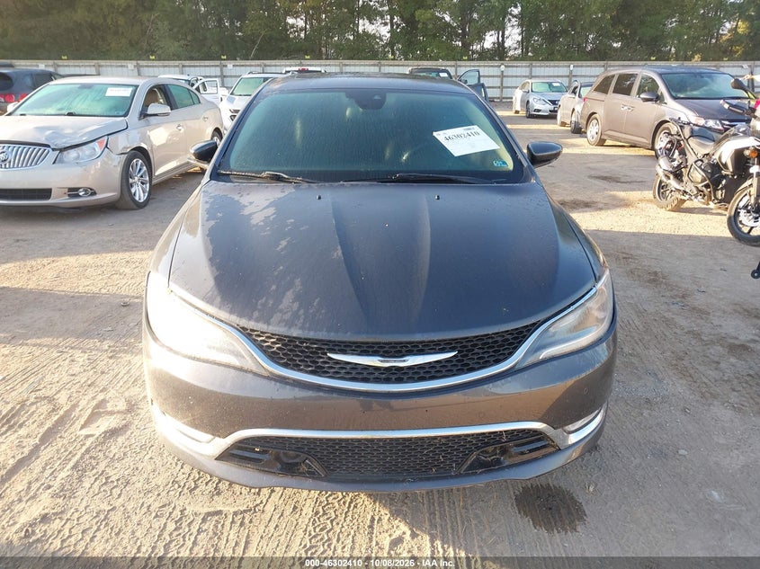 2016 CHRYSLER 200 C · Photo 12