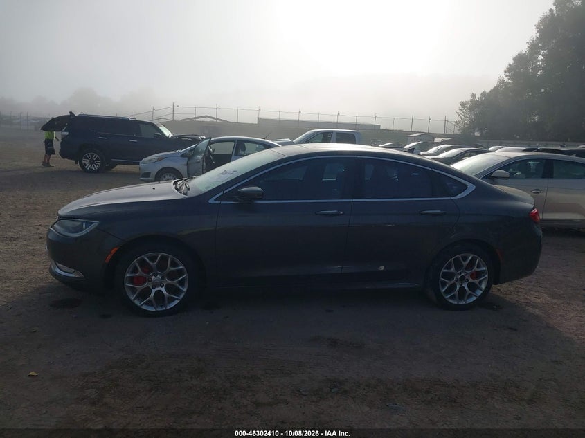 2016 CHRYSLER 200 C · Photo 14