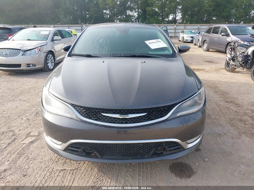 2016 CHRYSLER 200 C · Photo 6