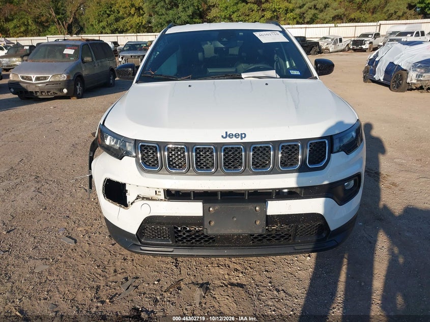 2023 JEEP COMPASS LATITUDE 4X4 · Фото 12