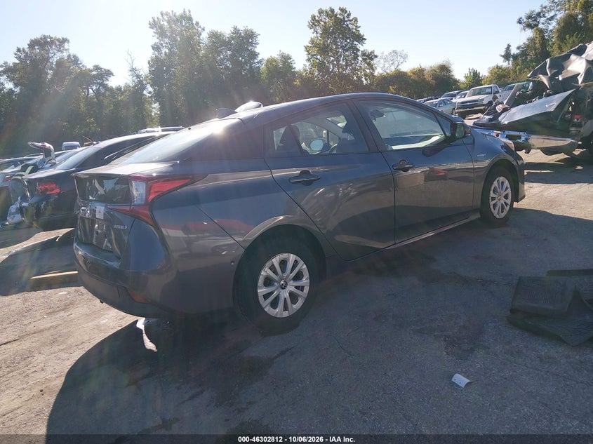 TOYOTA PRIUS - zdjęcie 4