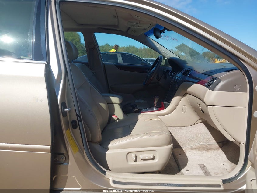 LEXUS ES 330 2004 VIN JTHBA30GX40002458
