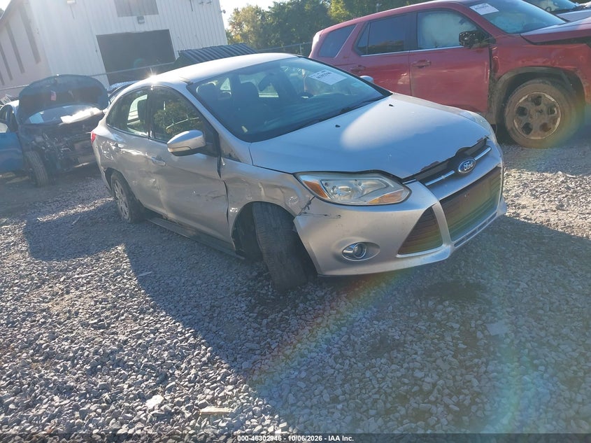 Vin: 1fahp3f23cl442143, lot: 46803145, ford focus se 2012 img_1