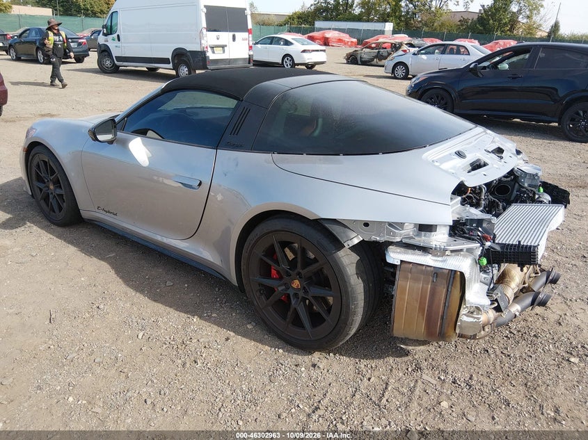 Vin: wp0bb2a98ts256052, lot: 46803163, porsche 911 targa 4 gts 20263