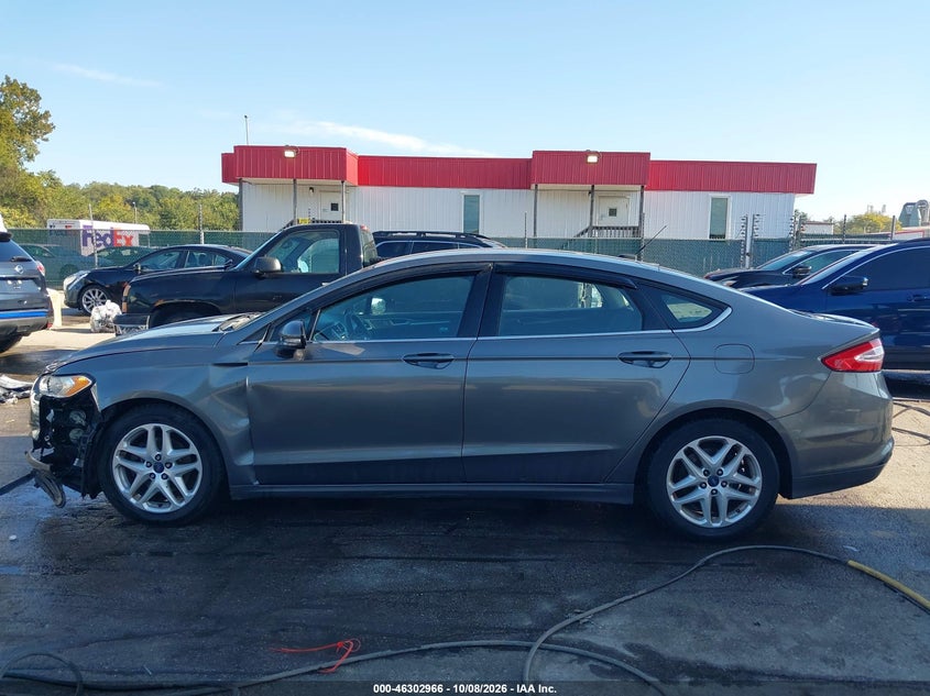 2014 FORD FUSION SE · Фото 14