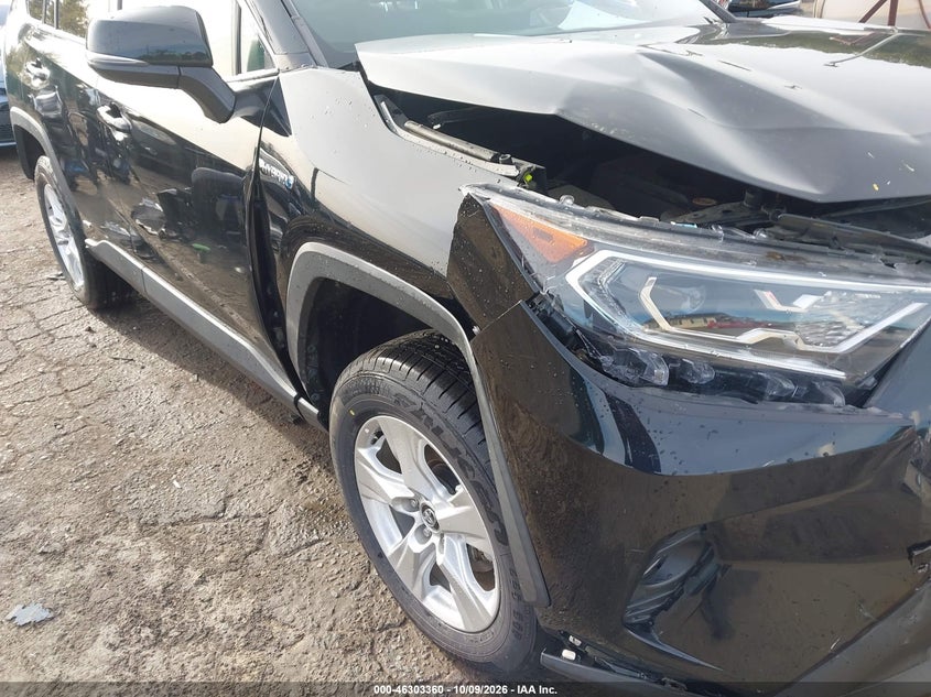 TOYOTA RAV4 HYBRID - zdjęcie 17