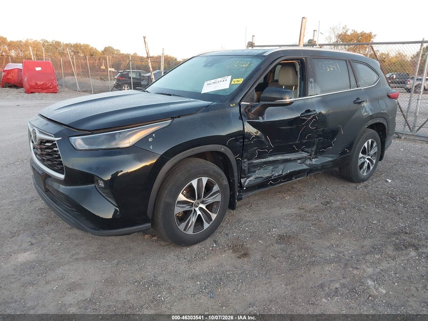 Vin: 5tdhzrbh5ns252900, lot: 46803740, toyota highlander xle 20222
