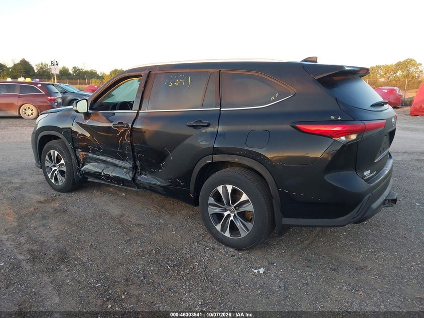 TOYOTA HIGHLANDER - zdjęcie 3