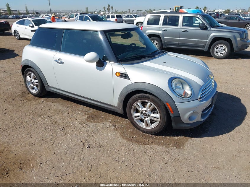 2013 Mini Hardtop Cooper, Wear, IAAI, VIN WMWSU3C57DT687372