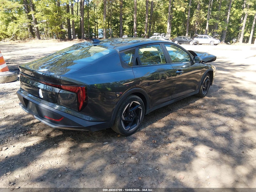 Vin: 3kpfu4de7se022504, lot: 46803908, kia k4 ex 20254