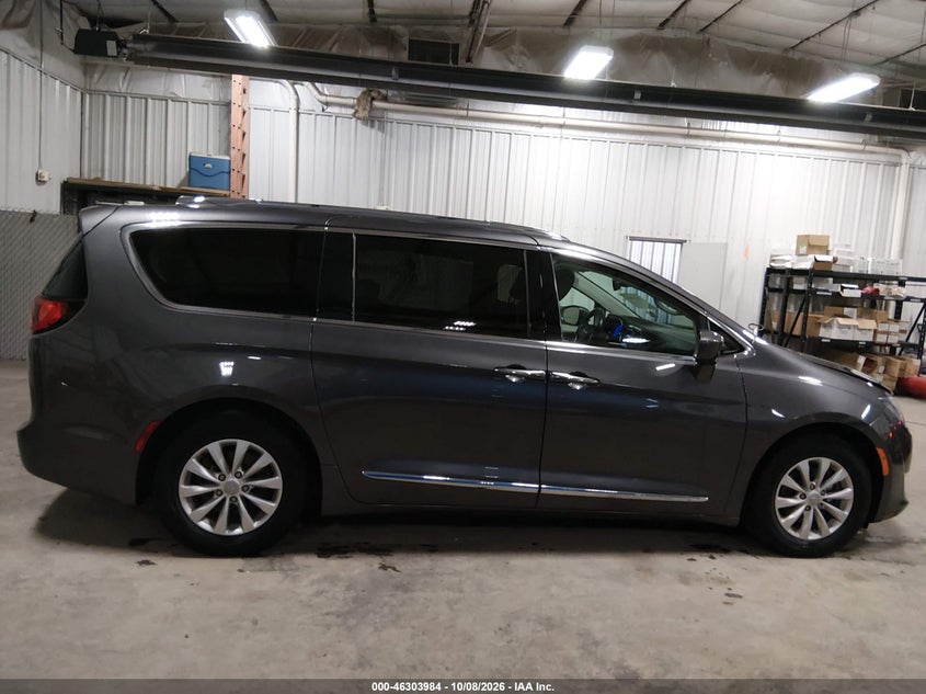 CHRYSLER PACIFICA - zdjęcie 14