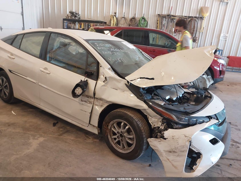 Vin: jtdkarfp4h3031891, lot: 46804248, toyota prius prime premium 20171