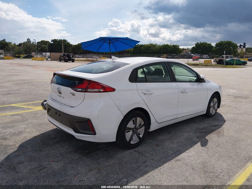 Vin: kmhc65lc8mu246559, lot: 46804249, hyundai ioniq hybrid blue 20214