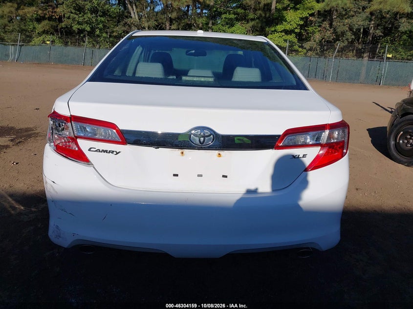 2012 TOYOTA CAMRY XLE V6 · Фото 16