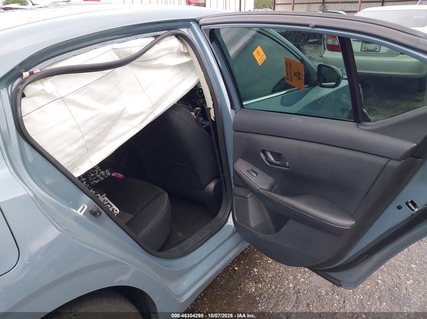 2024 NISSAN SENTRA SV XTRONIC CVT · Фото 8