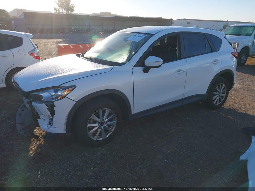 2016 Mazda Cx-5 Touring, Правий перед, IAAI, VIN JM3KE2CY5G0902538 — фото 2