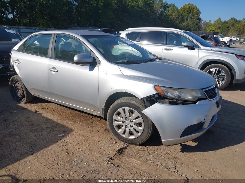 Vin: knaft4a2xd5677281, lot: 46804698, kia forte lx 2013 img_1