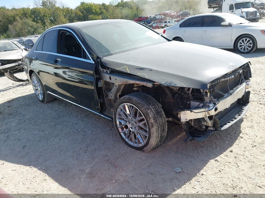 Vin: 55swf4kb4ju276844, lot: 46804783, mercedes-benz c 300 4matic 2018 img_1