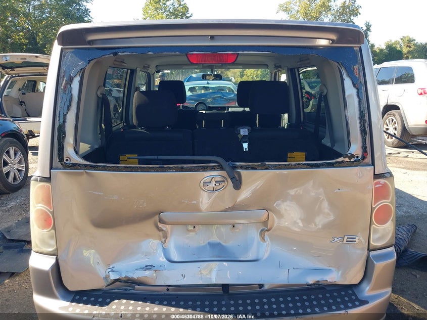 2006 SCION XB · Фото 6