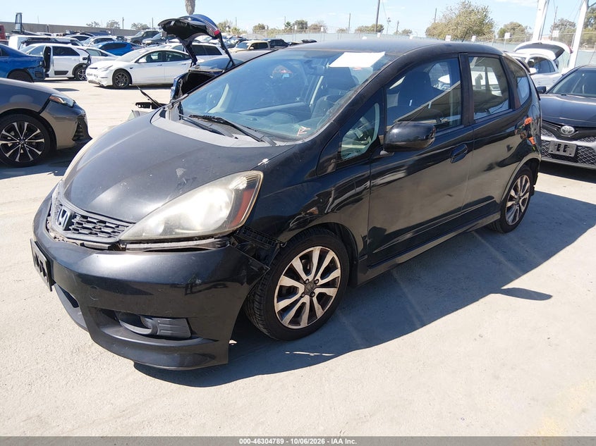 Vin: jhmge8h53dc042843, lot: 46804988, honda fit sport 20132