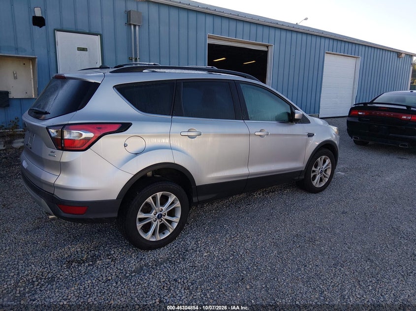 Vin: 1fmcu0gd6jud60552, lot: 46805053, ford escape se 20184