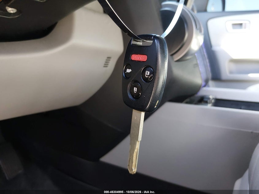 2015 HONDA PILOT EX · Фото 11