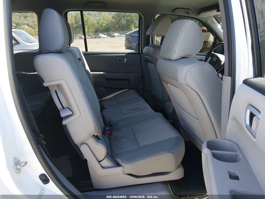 2015 HONDA PILOT EX · Фото 8
