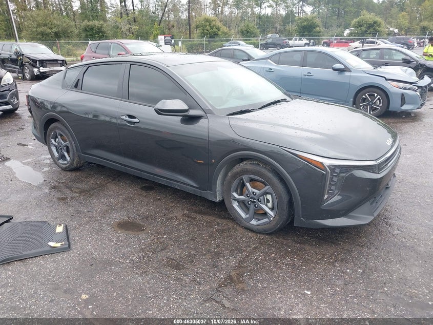 Vin: 3kpft4de8se207387, lot: 46805236, kia k4 lxs 20251