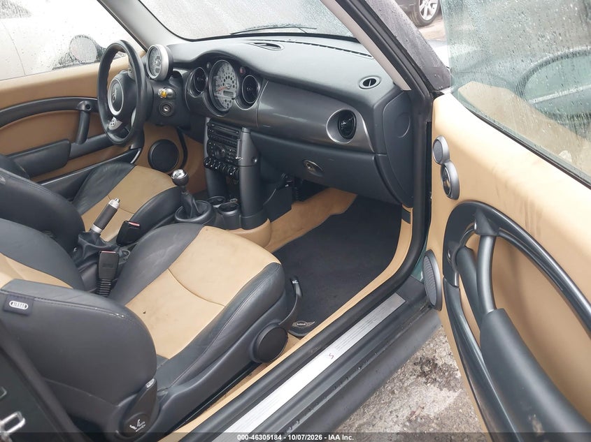 MINI COOPER S 2006 VIN WMWRE335X6TN25055