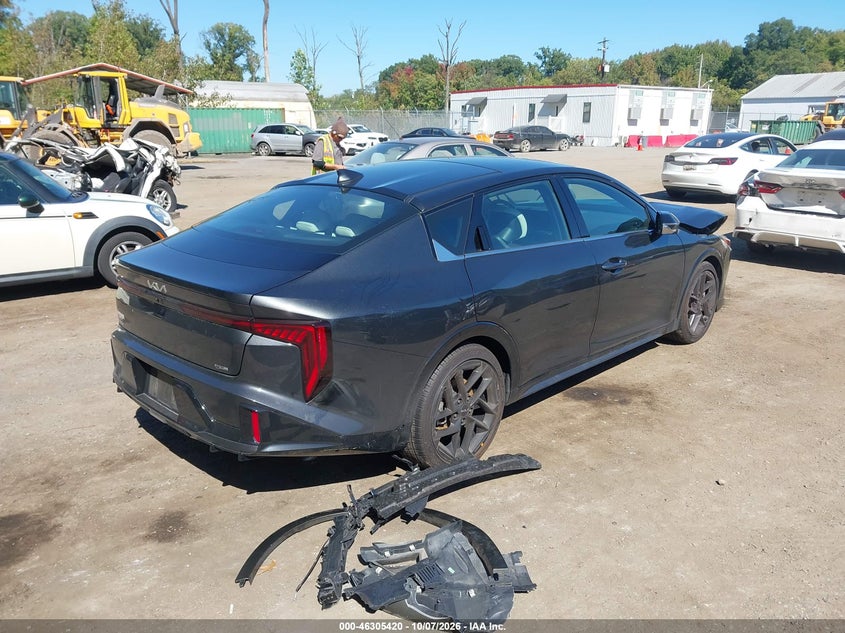 Vin: 3kpfw4dc7se125348, lot: 46805619, kia k4 gt-line turbo 20254