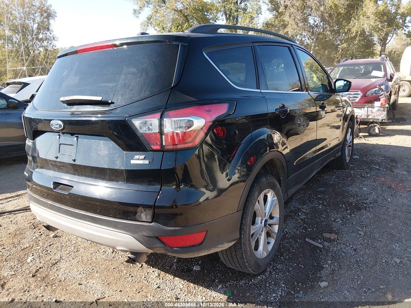 Vin: 1fmcu9gd5juc61404, lot: 46805864, ford escape se 20184