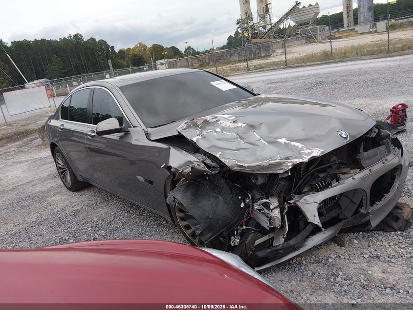 2011 BMW 740I