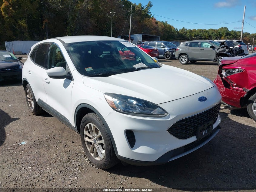 Vin: 1fmcu9g6xlub90088, lot: 46806155, ford escape se 20201