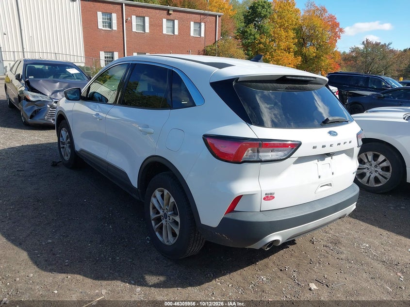 Vin: 1fmcu9g6xlub90088, lot: 46806155, ford escape se 20203